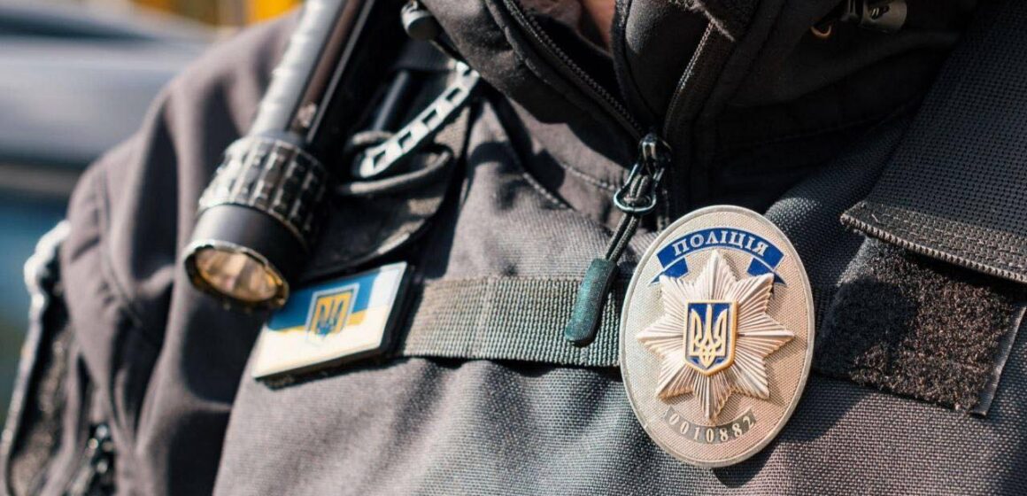 В Івано-Франківську жінка повідомила про вбивство свого чоловіка, подзвонивши на 102: виявилося, що це “жарт”