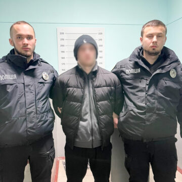 Переховувався п’ять місяців: прикарпатця затримали за жорстоке побиття чоловіка Переховувався п’ять місяців: прикарпатця затримали за жорстоке побиття чоловіка