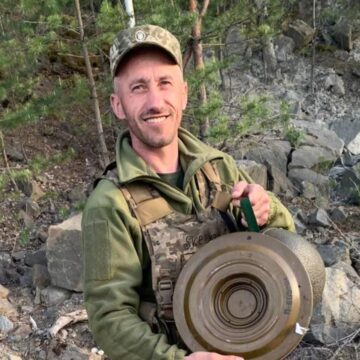 Бійця Володимира Дум’яка з Тлумаччини нагороджено орденом «За мужність» III ступеня