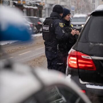 Понад 10 випадків та понад 20 протоколів: у Івано-Франківську патрульні фіксують випадки виконання водіями ризикованих маневрів, дрифту та небезпечного керування
