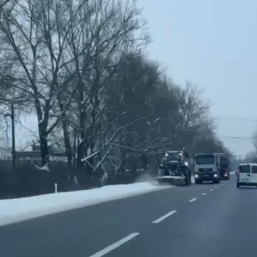 Проїзд забезпечено: яка ситуація на автошляхах Прикарпаття