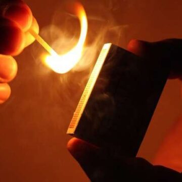 Спалила сараї сусідів через образи: за знищення майна засудили 29-річну мешканку Калущини