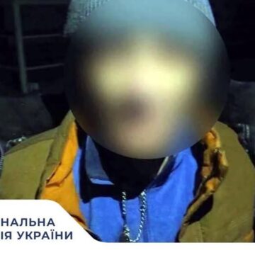 У Калуші затримали чоловіка, який намагався обікрасти магазин