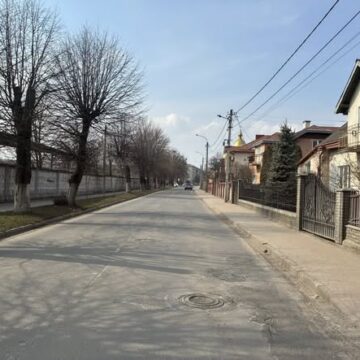 Хто має прибирати вашу вулицю: заступник мера Івано-Франківська пояснив, хто за що відповідає