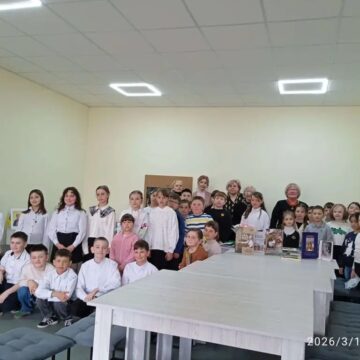У Косові відбулася зустріч школярів із прикарпатською письменницею Аделею Григорук