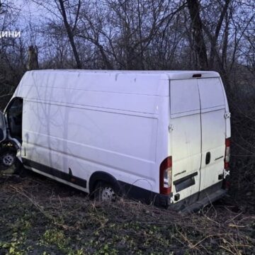 Рятувальники деблокували двох осіб після ДТП в Івано-Франківському районі