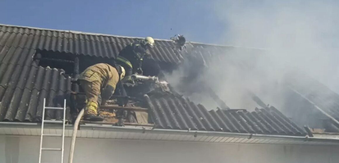 На Коломийщині під час гасіння пожежі будинку травмувався чоловік
