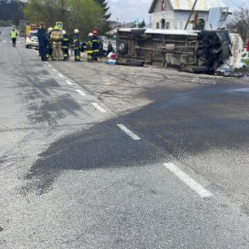 Водій загинув, близько восьми пасажирів травмовані: у Долинській громаді ДТП з автобусом “Івано-Франківськ-Львів”