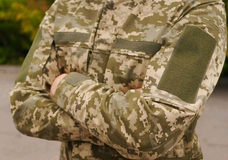 За носіння військової форми “просто так” штраф і громадські роботи За носіння військової форми “просто так” штраф і громадські роботи