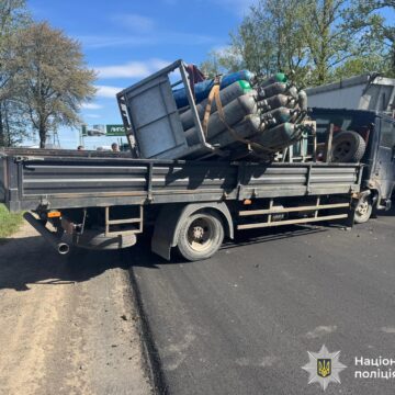 На Калуському шосе сталася ДТП за участю трьох автомобілів
