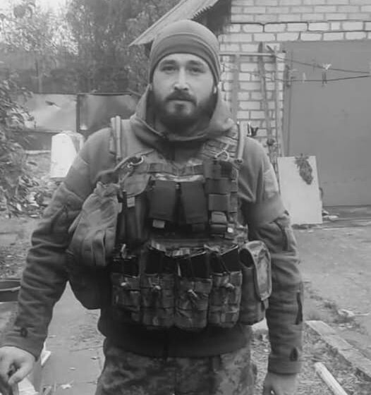 Коломия прощатиметься з військовим Михайлом Костюком. Відомий розпорядок