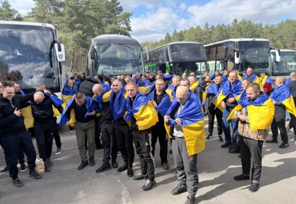 193 українські воїни повертаються додому в межах обміну
