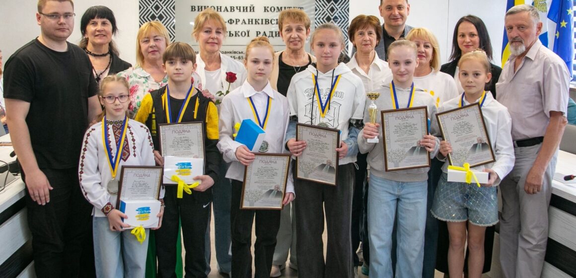 За високі досягнення на Чемпіонаті України відзначили франківських гімнастів та їхніх тренерів