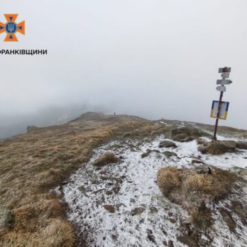 У Карпатах випав сніг (ФОТОФАКТ)