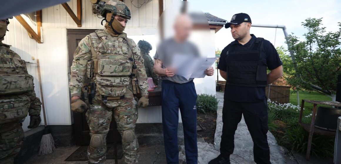 На Прикарпатті затримали злочинну групу, яка здійснила розбійний напад на підприємця-«валютника»