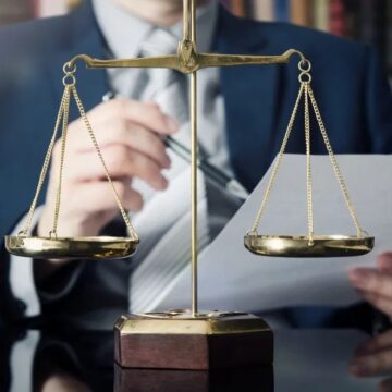 Коломийський суддя, якому інкримінують 1200 доларів хабара, отримав захисника за рахунок держави