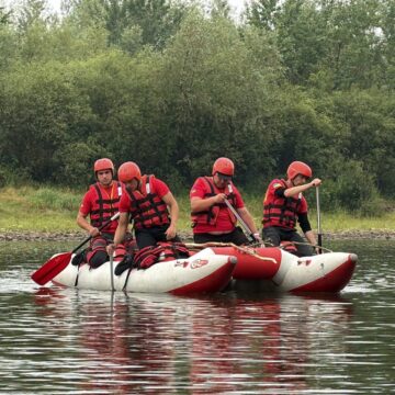Рятувальники та водолази прочісують Дністер: пошук зниклого підлітка з Галича триває Рятувальники та водолази прочісують Дністер: пошук зниклого підлітка з Галича триває