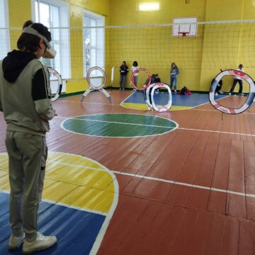 Без застарілої муштри: школярі Прикарпаття опановують FPV-дрони та такмед на «Захисті України»