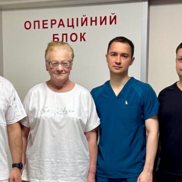 Вперше у Західному регіоні України: у франківській ЦМКЛ виконали малоінвазивну заміну одразу двох клапанів серця Вперше у Західному регіоні України: у франківській ЦМКЛ виконали малоінвазивну заміну одразу двох клапанів серця