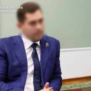 Фінансував армію окупантів: на Прикарпатті прокурори повідомили про підозру голові облради рф Фінансував армію окупантів: на Прикарпатті прокурори повідомили про підозру голові облради рф