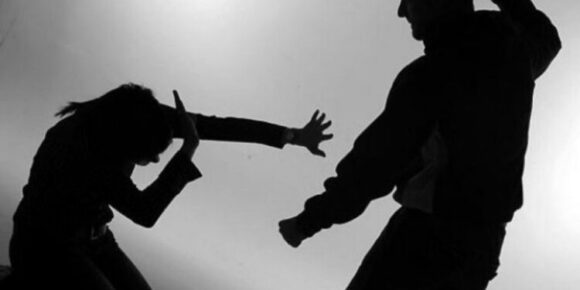 Побиття в школі на Рогатинщині: чоловіка засудили за напад на дружину