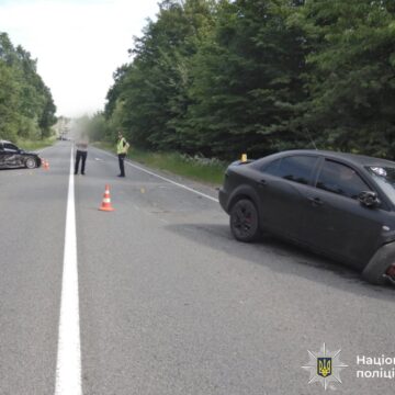 На Коломийщині внаслідок потрійної ДТП травмовано водія: поліція розпочала кримінальне провадження На Коломийщині внаслідок потрійної ДТП травмовано водія: поліція розпочала кримінальне провадження