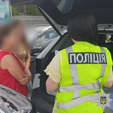На Прикарпатті поліцейські викрили схему фіктивного працевлаштування осіб у закладі охорони здоровʼя – збитки понад 15, 3 млн грн