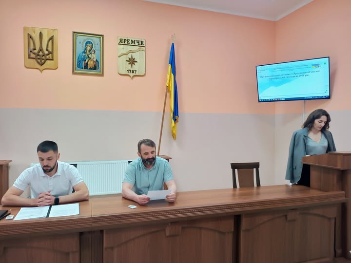 Яремчанська міськрада виділила гроші на ремонт мосту, доріг та церков Яремчанська міськрада виділила гроші на ремонт мосту, доріг та церков