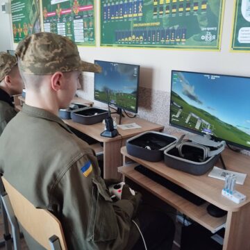 Понад 40 ветеранів війни залучені до викладання предмета «Захист України» на Прикарпатті
