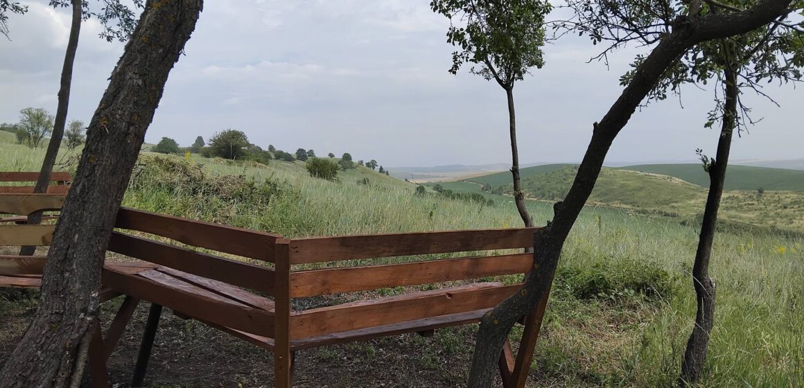 На “Касовій горі” споруджено нове місце для відпочинку На “Касовій горі” споруджено нове місце для відпочинку