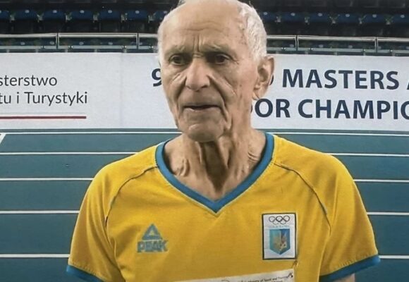 У 86 років — чотири медалі на чемпіонаті Європи: франківець Іван Файчак розповів про секрети довголіття