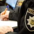 У Франківську невідома спаплюжила банер загиблого військового: поліція вже встановила її особу