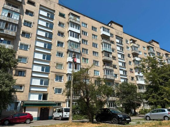 Де у Франківську ще цього року поміняють вікна в під’їздах. Оприлюднено список будинків та під’їздів Де у Франківську ще цього року поміняють вікна в під’їздах. Оприлюднено список будинків та під’їздів