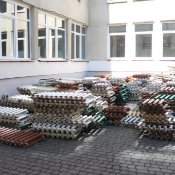 У коломийському ліцеї №4 імені Сергія Лисенка тривають роботи з модернізації системи опалення. Оприлюднено вартість проєкту