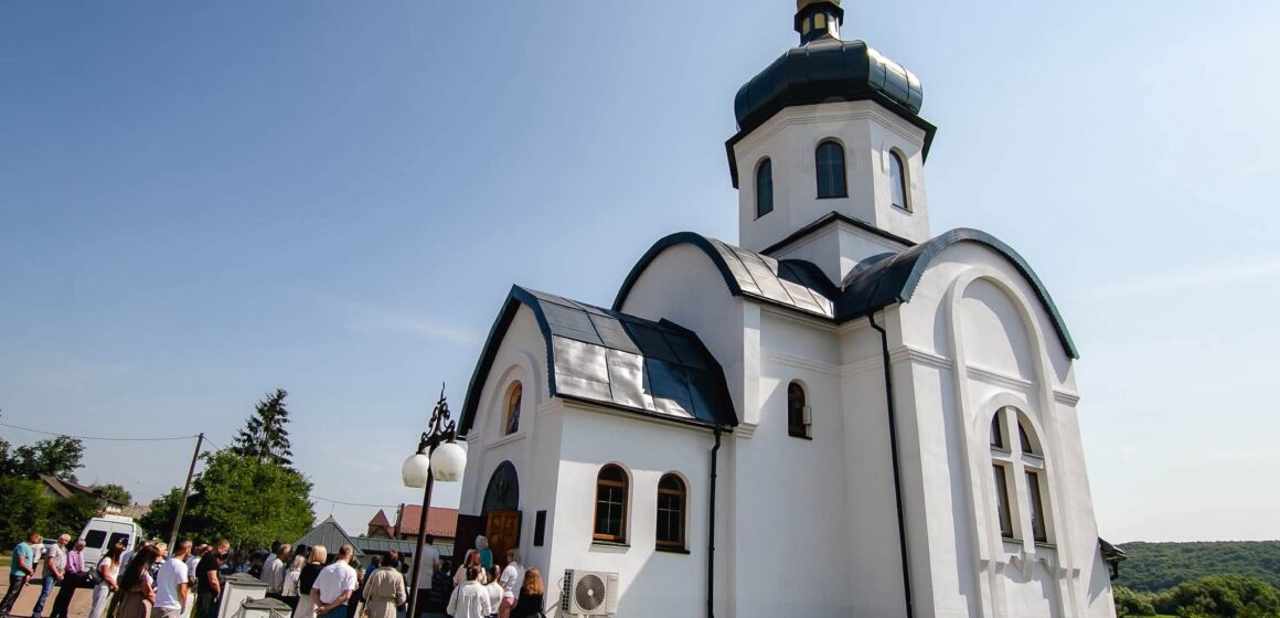 У Крилосі відкрили дзвіницю-музей пам’яті капітана Володимира Фіголя