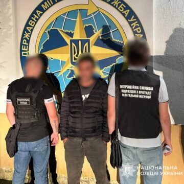 Майже 20 років незаконно перебував в Україні: прикарпатські поліцейські виявили порушника міграційного законодавства