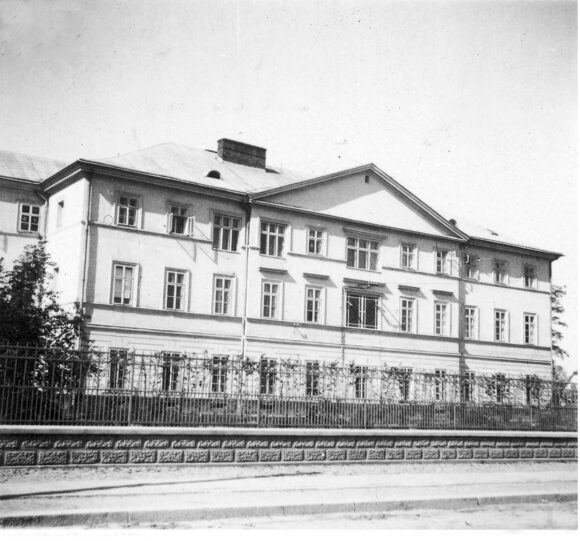 КОЛИСЬ У СТАНИСЛАВОВІ. Головний лікар міського шпиталю КОЛИСЬ У СТАНИСЛАВОВІ. Головний лікар міського шпиталю