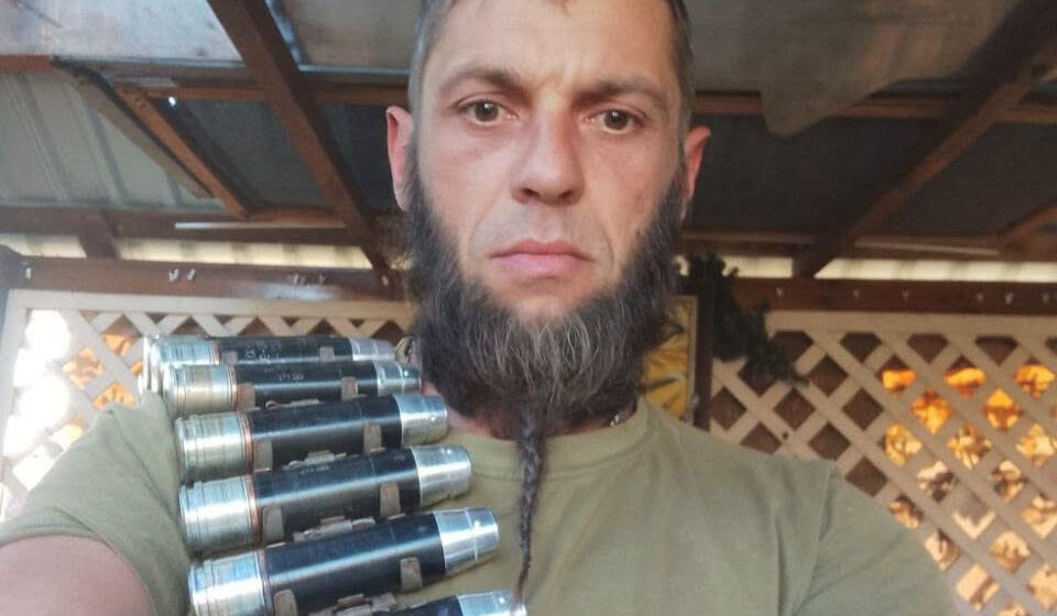 “Продовжую знаходити позитив у кожному дні”: історія військовослужбовця Михайла Блащука “Продовжую знаходити позитив у кожному дні”: історія військовослужбовця Михайла Блащука