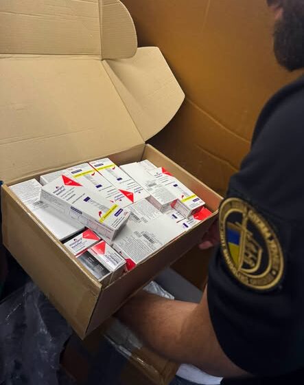 Житель Прикарпаття намагався ввезти в Україну партію лікарських засобів на 2 млн. грн