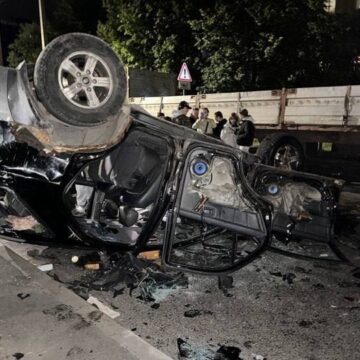 У Львові група невідомих перекинула службовий автомобіль ТЦК під час заходів з оповіщення (ФОТО, ВІДЕО) У Львові група невідомих перекинула службовий автомобіль ТЦК під час заходів з оповіщення (ФОТО, ВІДЕО)