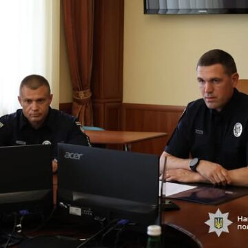 Начальник поліції Івано-Франківщини представив свого нового заступника – начальника кримінальної поліції області Начальник поліції Івано-Франківщини представив свого нового заступника – начальника кримінальної поліції області
