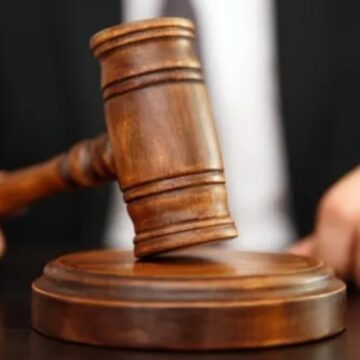 Розбив скло у автівці і витягував військових: за напад на групу оповіщення ТЦК в одному з сіл на Рожнятівщині засудили місцевого жителя