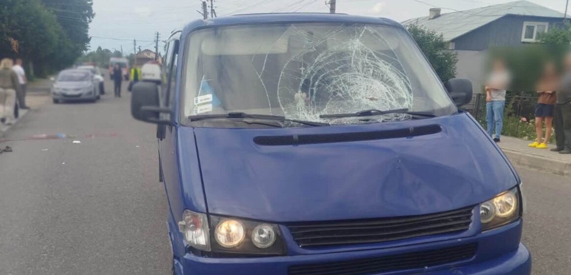 Поліцейські Прикарпаття розслідують смертельну ДТП, у якій загинула 60-річна жінка