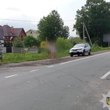 На Калуському шосе зіткнулись два «Renault Trafic». Водія одного із авто доставили до лікарні На Калуському шосе зіткнулись два «Renault Trafic». Водія одного із авто доставили до лікарні