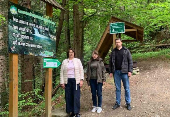 У Яремчанській громаді реалізують проєкт «Стежки героїв»