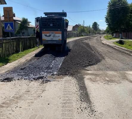 У Загвізді та Підліссі розпочали ремонт дороги, через поганий стан якої мешканці виходили на протести
