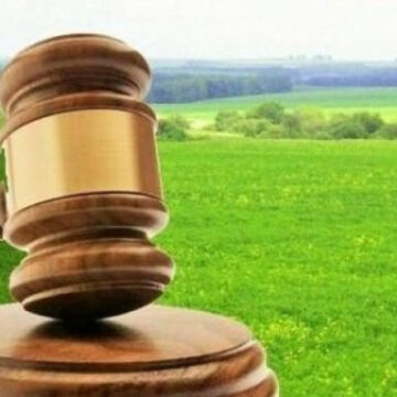 Дві агрофірми заборгували Долинській громаді понад 180 тисяч гривень за оренду землі: прокурори звернулись до суду Дві агрофірми заборгували Долинській громаді понад 180 тисяч гривень за оренду землі: прокурори звернулись до суду