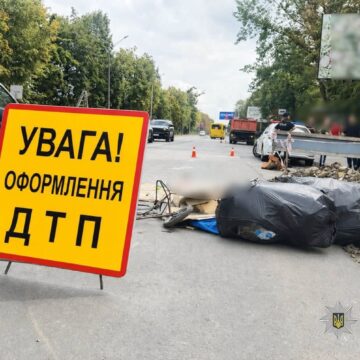 На Прикарпатті у трьох ДТП травмувалися троє людей: поліцейські встановлюють обставини На Прикарпатті у трьох ДТП травмувалися троє людей: поліцейські встановлюють обставини