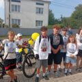 «Дорога пам’яті»: в Угорниках напередодні Дня Прапора провели велопробіг на честь загиблих воїнів