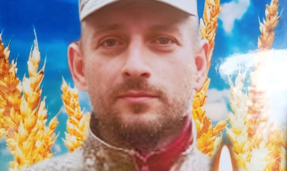 “На щиті” повертається воїн Михайло Попович з Солотвинської громади, який понад два роки вважався зниклим безвісти “На щиті” повертається воїн Михайло Попович з Солотвинської громади, який понад два роки вважався зниклим безвісти